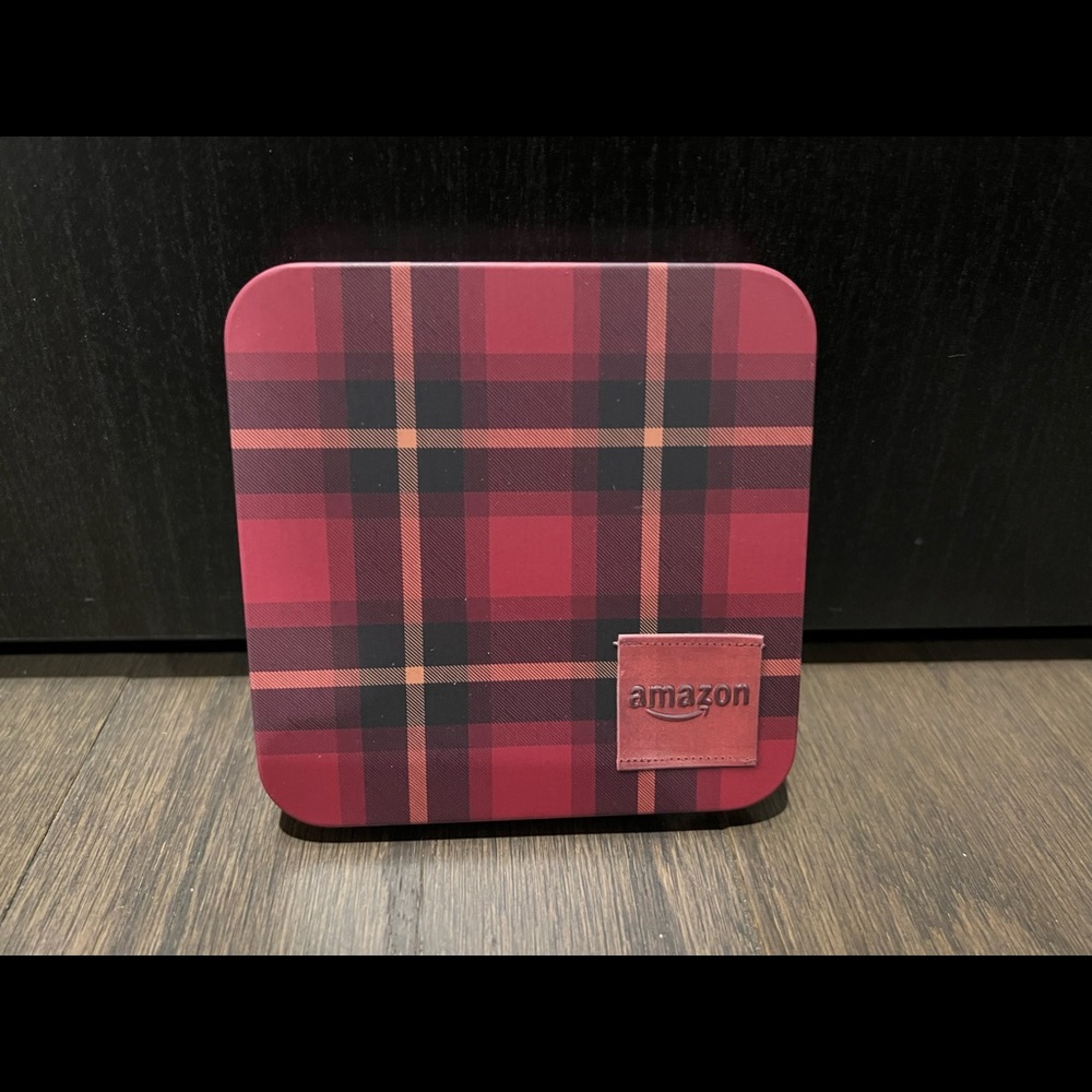 Amazon Plaid Tin Case Gift Card Holder
